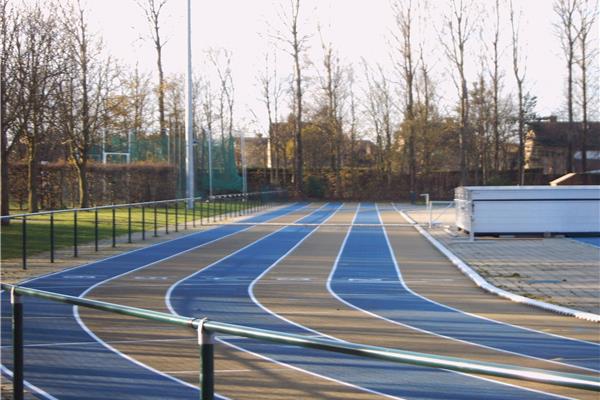 Réparation piste d'athlétisme en Mondo - Sportinfrabouw NV